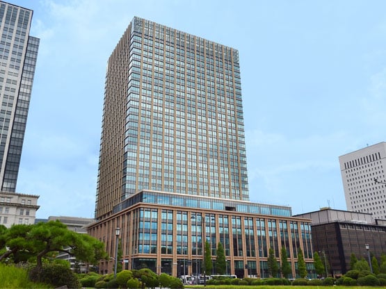 nijubashi building